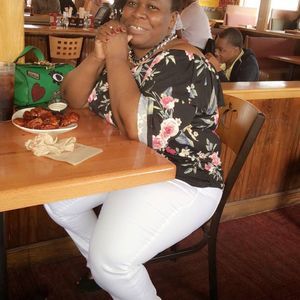 Meet your Posher, Lueretta